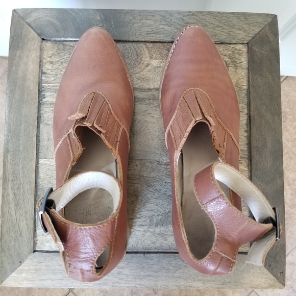 Ankle Strap Low Ankle Boots - Picture 4 of 5